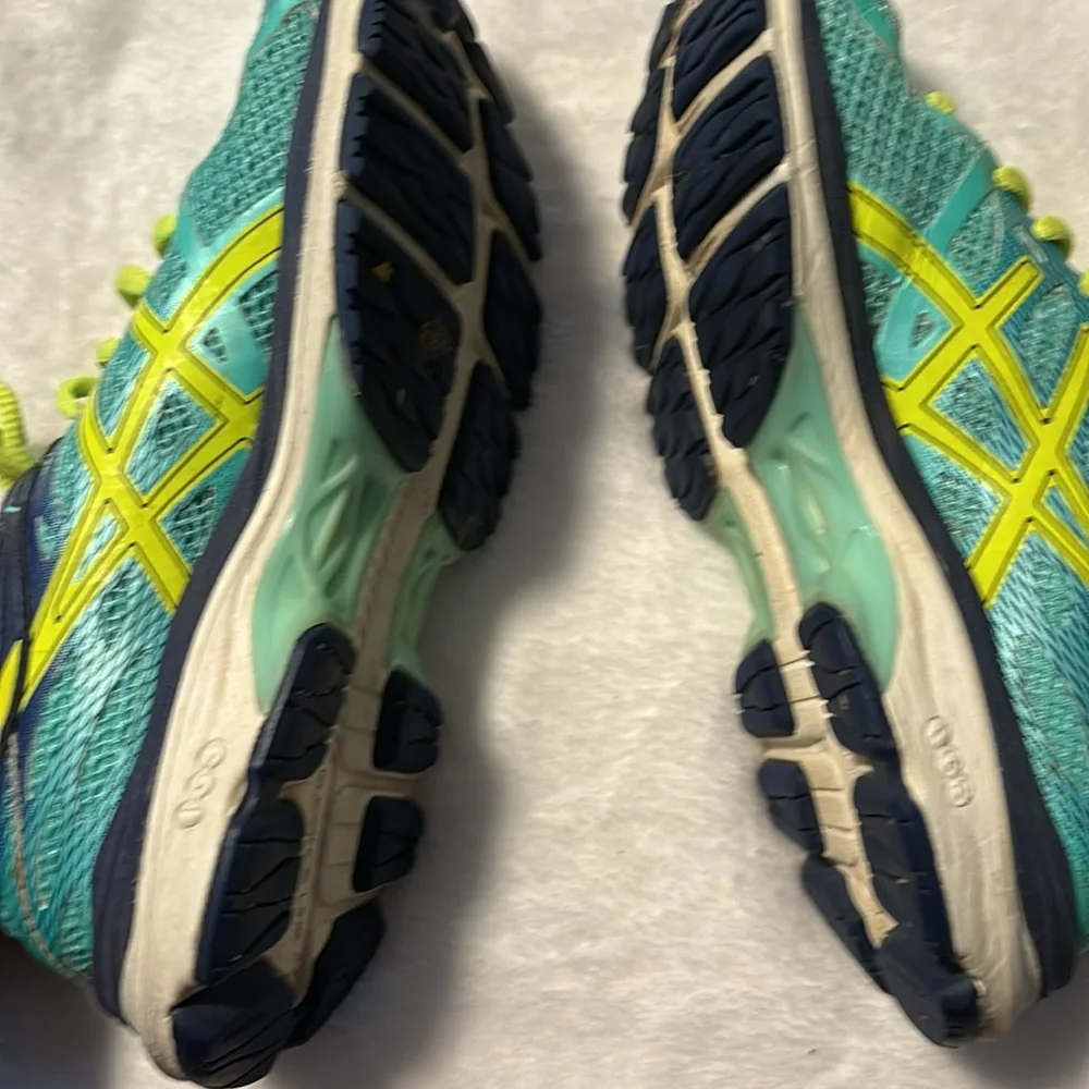 ASICS sneakers - Picture 4 of 6